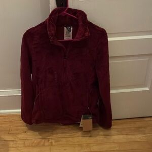 NWT The North Face Sherpa jacket (small)